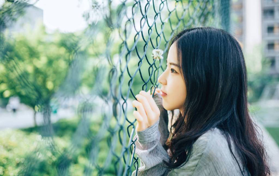如果曹操完了，那接下来不管江东愿不愿意，他都不得不面对来自吕布的压力，相信孙权就是再蠢也该明白这个道理。